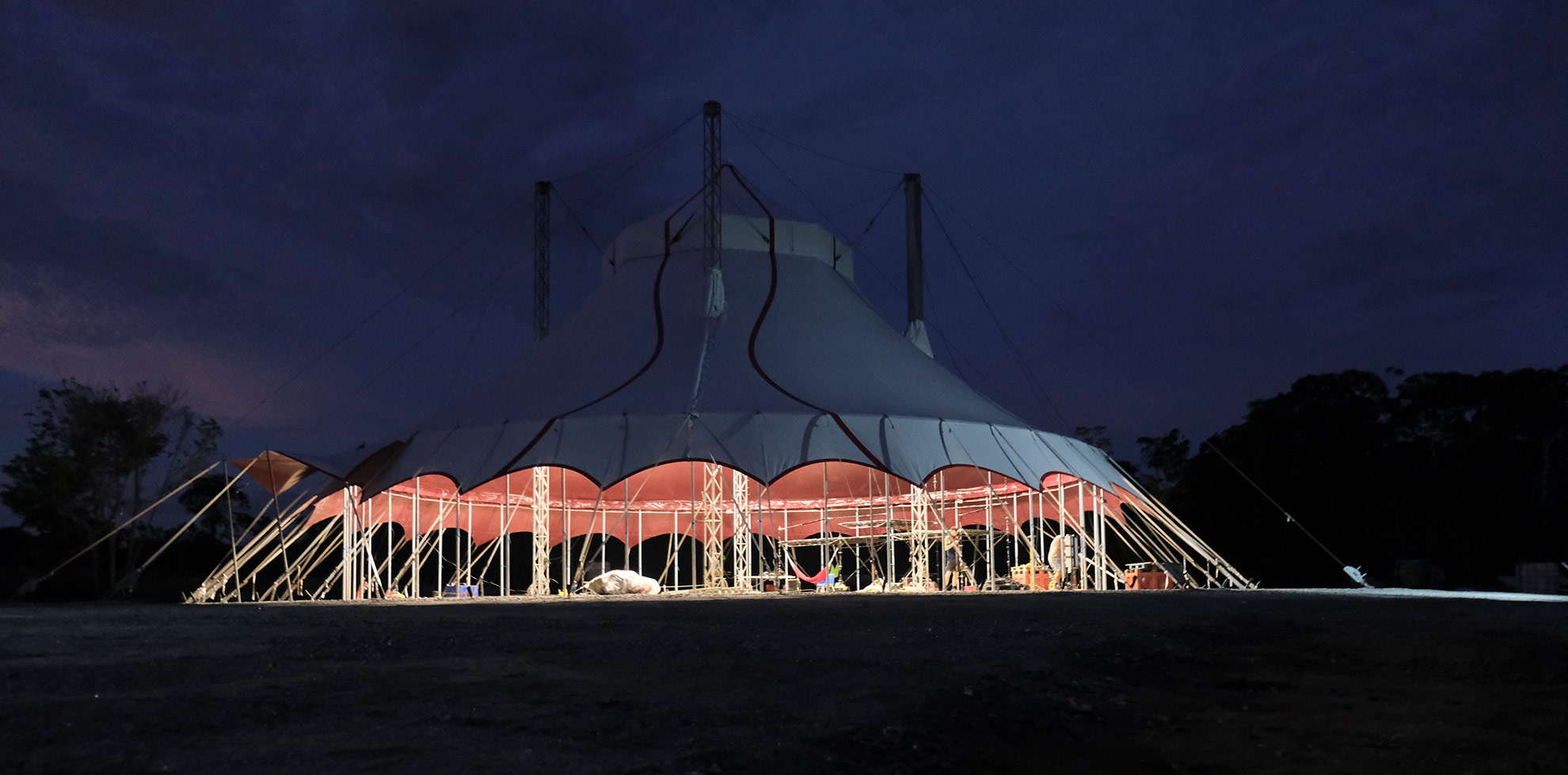 chapiteau latitude cirque