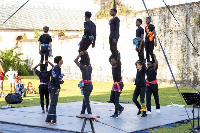 Latitude-Cirque-@Ronan-Lietar-(4)